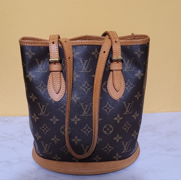 LV Bucket 23 - Picture 2 of 14